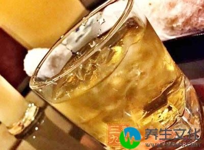 最近流行的“炸鸡和啤酒”虽然美味