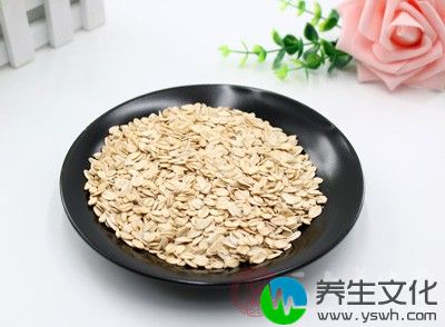 燕麦、糙米、胚芽米还含有大豆异黄酮，有助女性补充植物雌激素