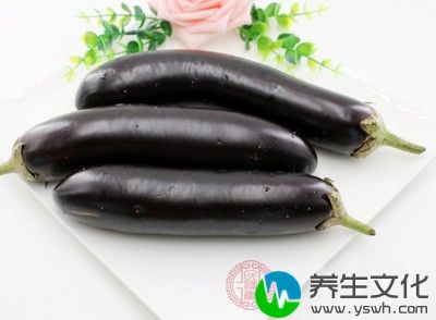 茄子3根、面粉适量