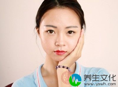 停药后一般会逐渐消失，如果服用维生素B类、维生素C，效果更好