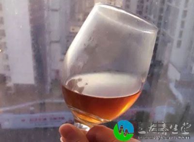 上述药物用50度以上白酒500ml浸泡，3天后过滤即成