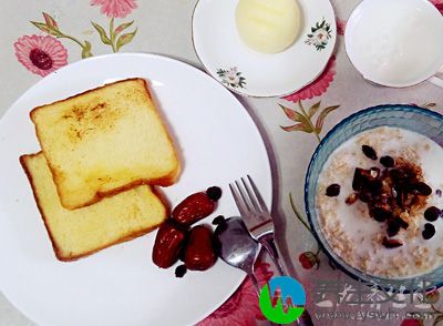 少人喜欢饭后马上饮热茶，这是很不科学的