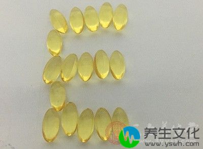 维生素e具有抗凝活性，长期大剂量摄入可增加出血性卒中发生危险