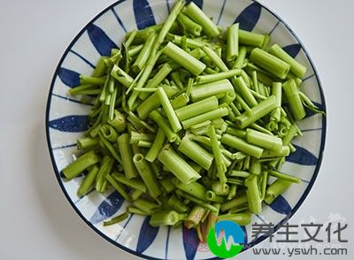 鲜空心菜梗60克 玉米须30克 水煎服 每日2～3次