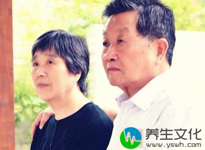 一个60左右的老人，能够离家出走10年