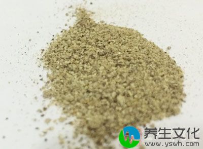 所有蔬菜丁炒熟以后，放点胡椒粉和盐调味