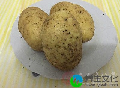 严格限制单糖类摄取量,要尽量少吃精制及加工产品,如速食米及马铃薯