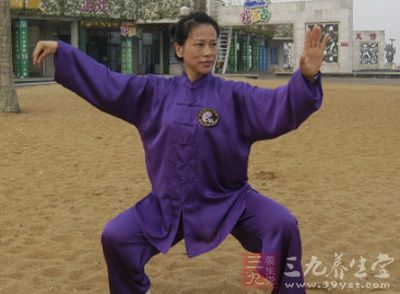 吴阿敏42式太极拳 老人练太极的好处