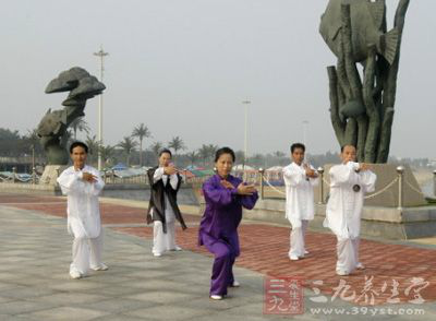 武当太极拳 常做这动作调节气血一生无大病