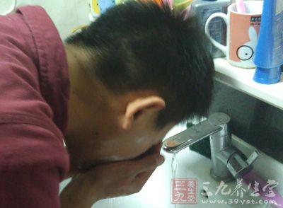 午休做好5件事 精力充沛一下午