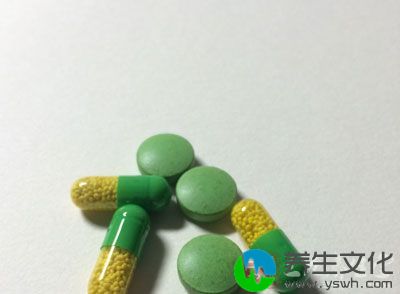 可清热解毒，适用于口臭、口苦