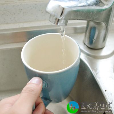 加适量清水入场堡