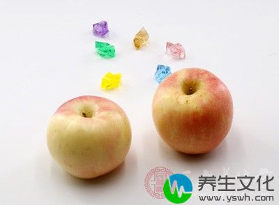 将吃水果安排在饭前半小时左右