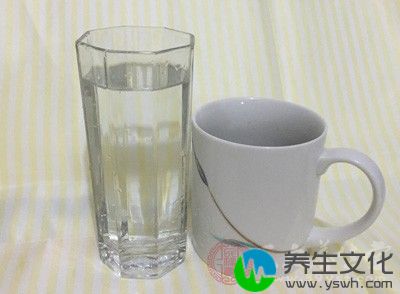 术后应禁食、禁水四个小时