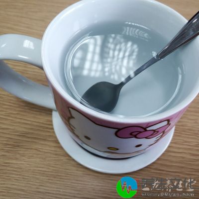 大量喝水还是有影响的，正常饮水一杯为宜