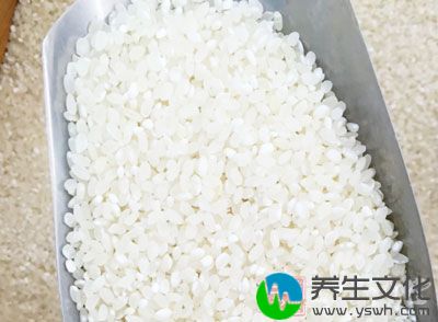 做法：新鲜薄荷30克，大米60克，冰糖20克