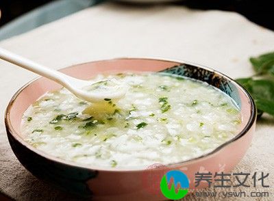 第三,合理调配食谱,不宜过多食用含动物脂肪类食物