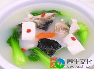 咸鱼头豆腐汤