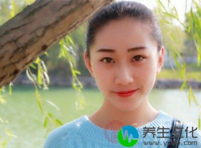 属鸡的女人往往会出现怨气连天的情况