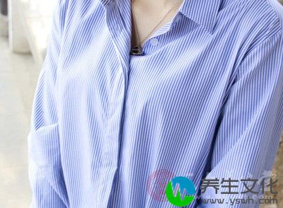 若是决定要母乳喂养宝宝，在孕前要注意保养乳房