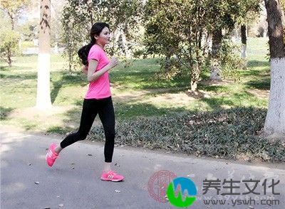 跑步则是一种无氧运动