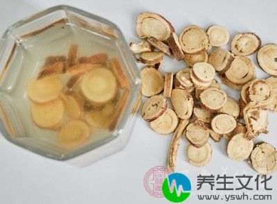 　妇女如曾生过有胎黄的婴儿，再妊娠时应作预防，按时服用中药