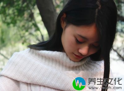 女子足球运动员竞技能力不如男子