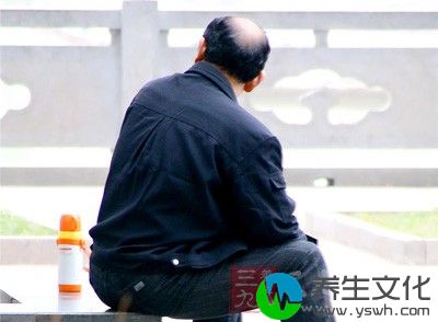 自古就有“贵人不顶重发”、“十个秃头九个富”