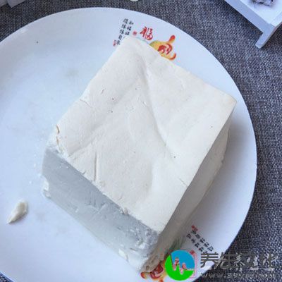 多吃清淡易消化食物，这样才能让筋脉通畅