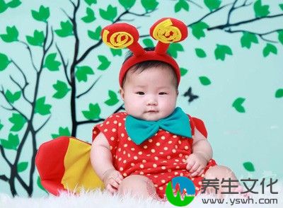 宝宝在婴幼儿时期，因为消化系统都还没有发育成熟