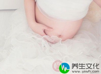 办理围产保健卡，尤其是高危妊娠及高危新生儿必须定期检查身体