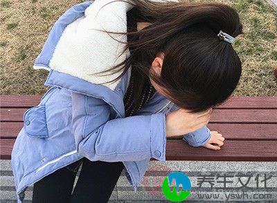 苹果核含有少量有害物质——氢氰酸