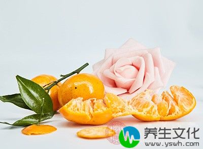 橘子含热量较多，一次食用过多