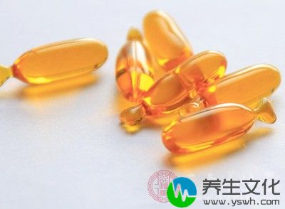 鱼肝油是从鱼类肝脏的脂肪中提取出来的一种营养物质