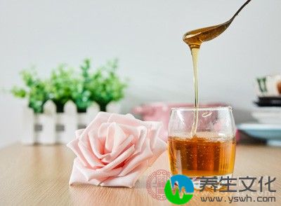 生姜茶或蜂蜜茶