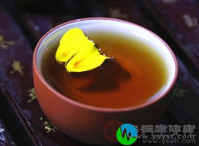 饭后喝大麦茶或橘皮水