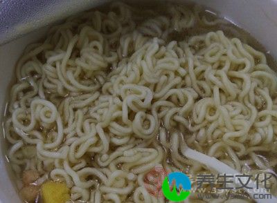 泡面时垃圾食品吗