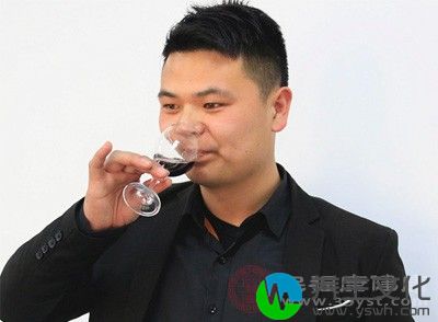 亲戚朋友在一起难免会喝酒