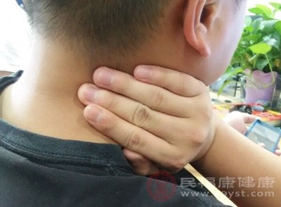 颈椎病按摩手法 中医教你治疗颈椎问题