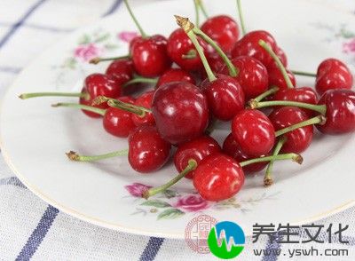 多吃一些富含铁元素的食品