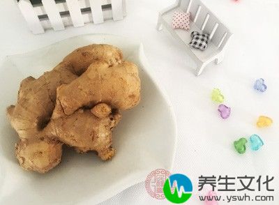 生姜含一种类似水杨酸的化合物，相当于血液的稀释剂和抗凝剂，对降血脂、降血压、预防心肌梗塞有特殊作用。因此，生姜可防衰老