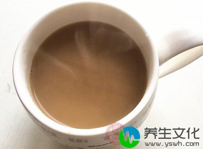 辛辣刺激性食物如酒、茶、咖啡、辣椒、芥末、胡椒、花椒等均可引起胃和十二指肠分泌物增多