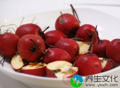 煮至粘稠后关火,温度降至不烫手时加入蜂蜜搅匀4.冷藏下就可以吃了