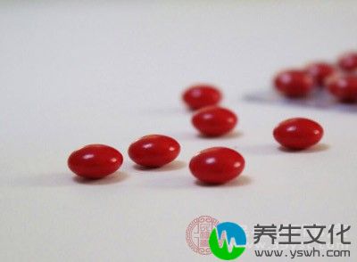 口服泼尼松(强地松)10～15mg，3次/d，共服5～7天