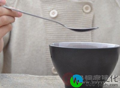 因食盐摄入量过多而产生的口渴