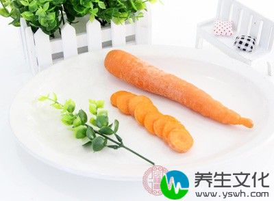 粉葛半斤，胡萝卜1根，甜玉米1只