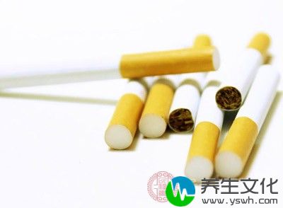 烟酒均具有刺激性，属于精神分裂症注意事项中的禁忌品