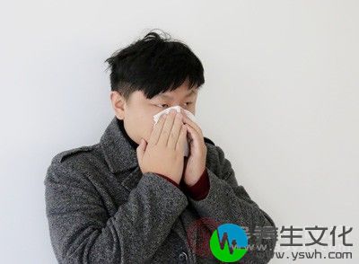 肺结核病人咳痰较少，一般多为白色黏痰，合并感染、支气管扩张常咳黄脓痰