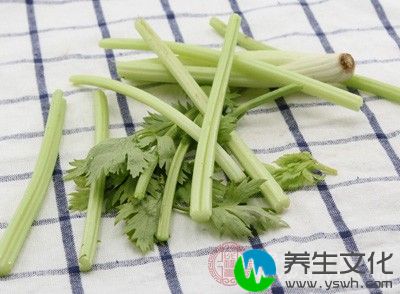 含有大量的纤维的食物能够降低体内的胆固醇