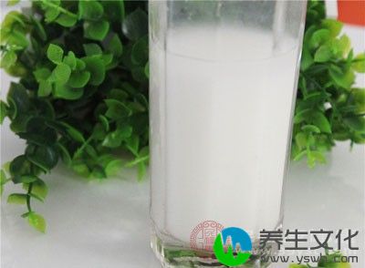 香蕉不可以和酸奶一起食用